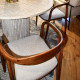 Fauteuil CORVO - Bois de noyer massif & assise Taupe